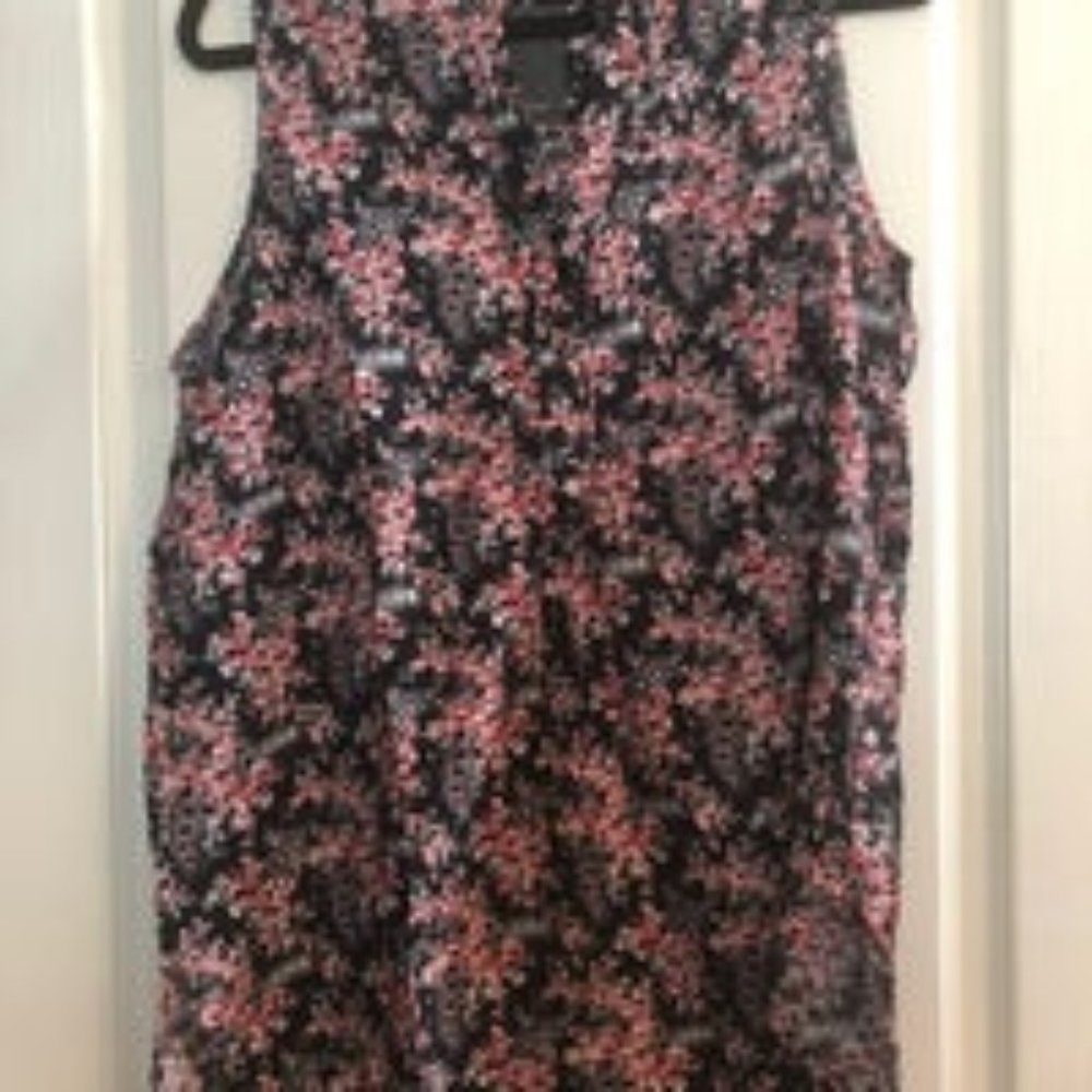 Lumiere Sleeveless Floral Top L